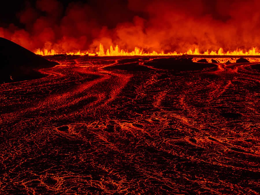 Guía completa de fotografía 2025 Salidas profesionales y futuro laboral» fotografi de lava